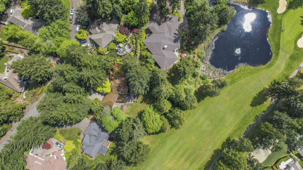 Overhead photo of homes in north gig harbor
